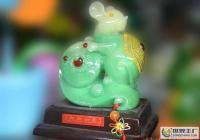 工艺礼品中的瑰宝 招财玉鼠与石料佛像的魅力